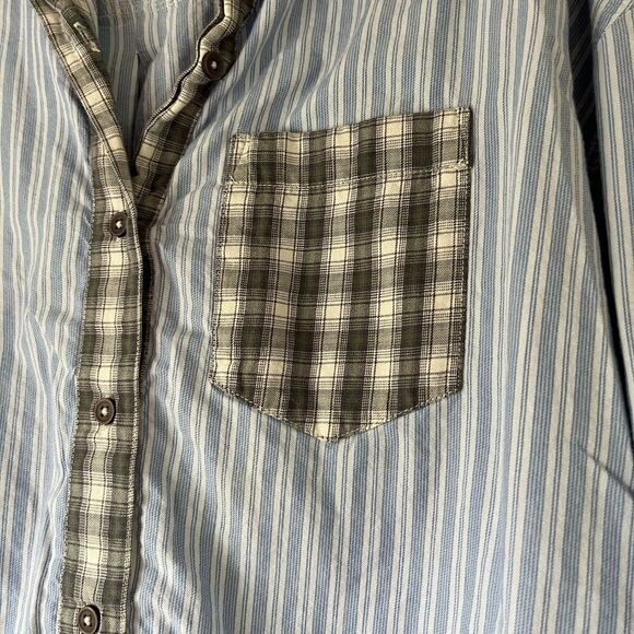 Urban Outfitters out from under blue striped Plaid Shirt - Picture 5 of 8